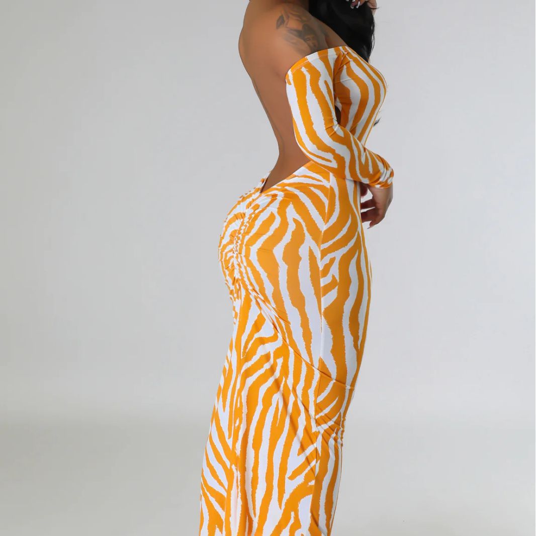 Off-shoulder backless long-sleeved dress