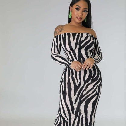 Off-shoulder backless long-sleeved dress