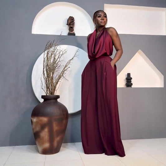 Halter neck elegant top with pockets and straight-leg pants