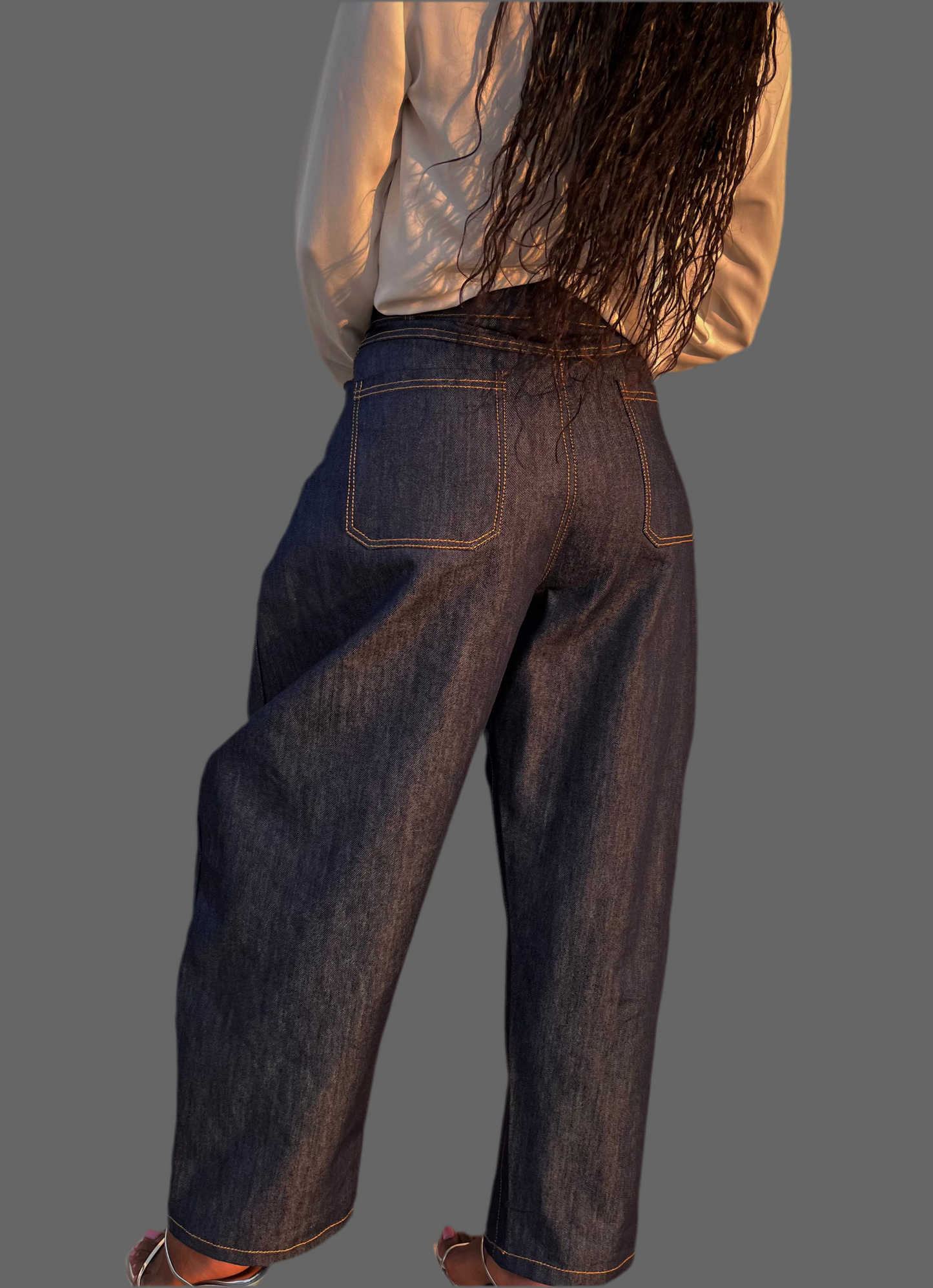 High-rise barrel-cut jeans