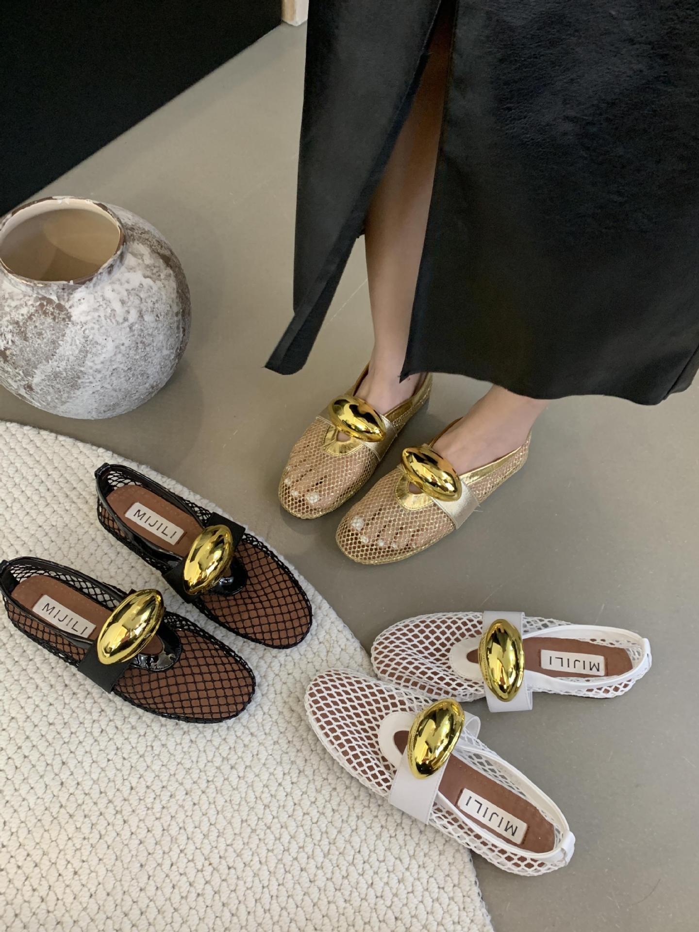 Fishnet flat metal buckle sandals